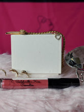 Load image into Gallery viewer, Candy- Liquid Matte Lips w/ Sponge