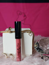Load image into Gallery viewer, Candy- Liquid Matte Lips w/ Sponge