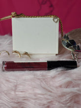 Load image into Gallery viewer, Black Cherry- Liquid Matte Lips w/Sponge
