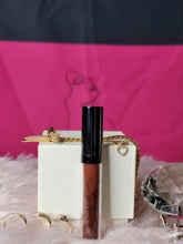 Load image into Gallery viewer, Chocolate Kiss- Liquid Matte Lips w/Sponge
