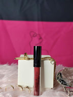MidNight Mulberry- Liquid Matte Lips w/Sponge